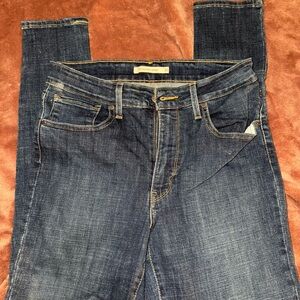 Levi’s 721 high rise skinny jeans